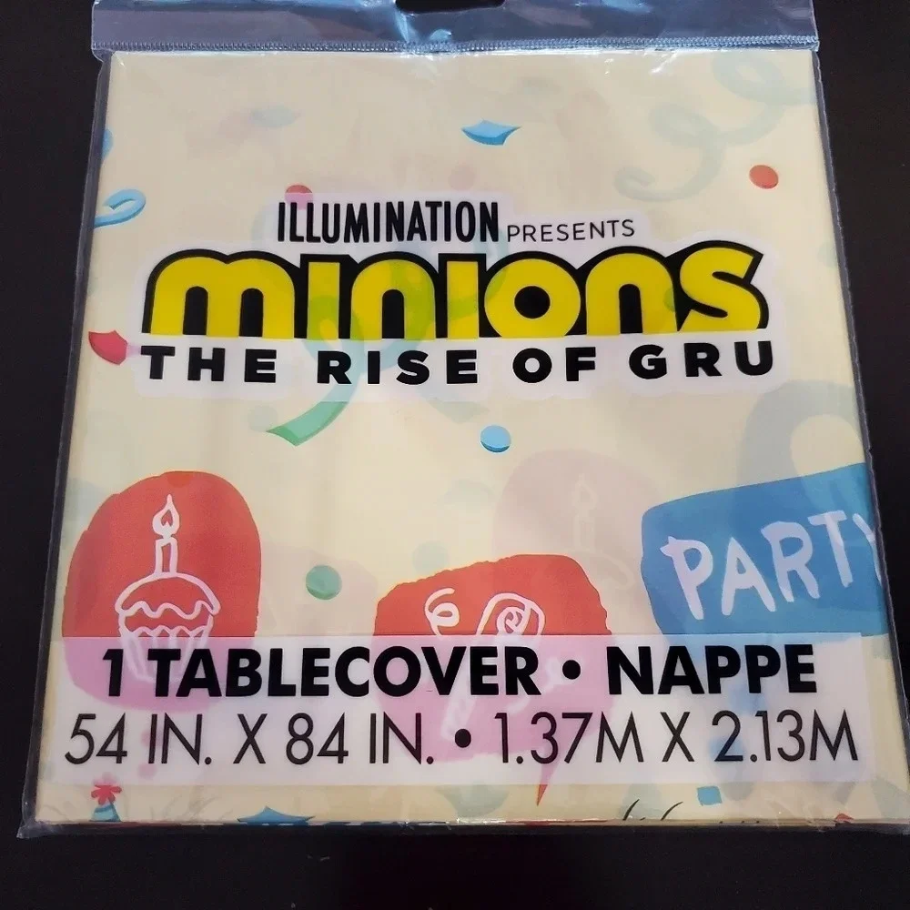 Despicable Me Minions The Rise of Gru Plastic Tablecover Party Decorations